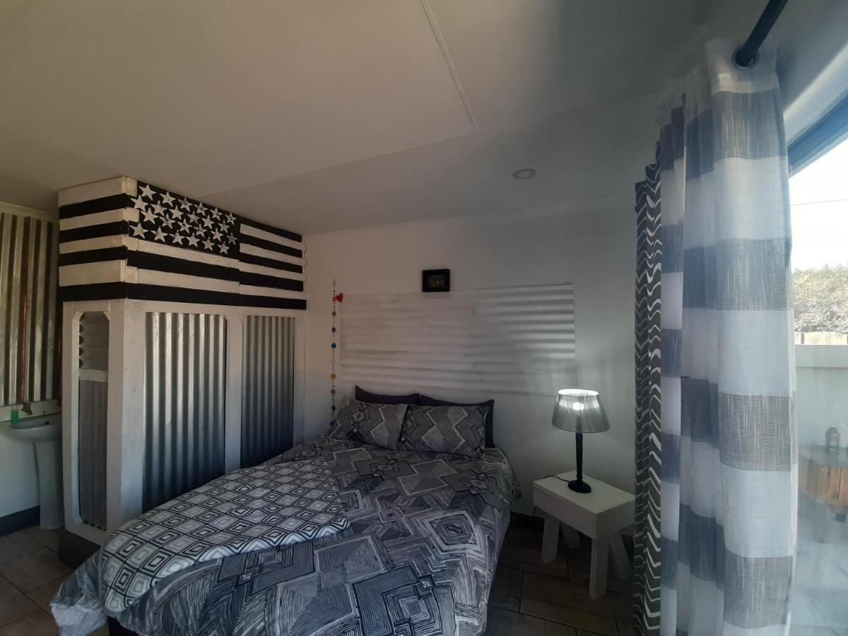 Mykhaya-Your Home Away From Home Kempton Park Esterno foto